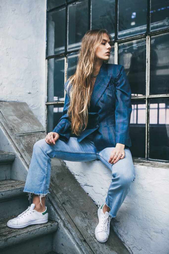 Aquarius rising style